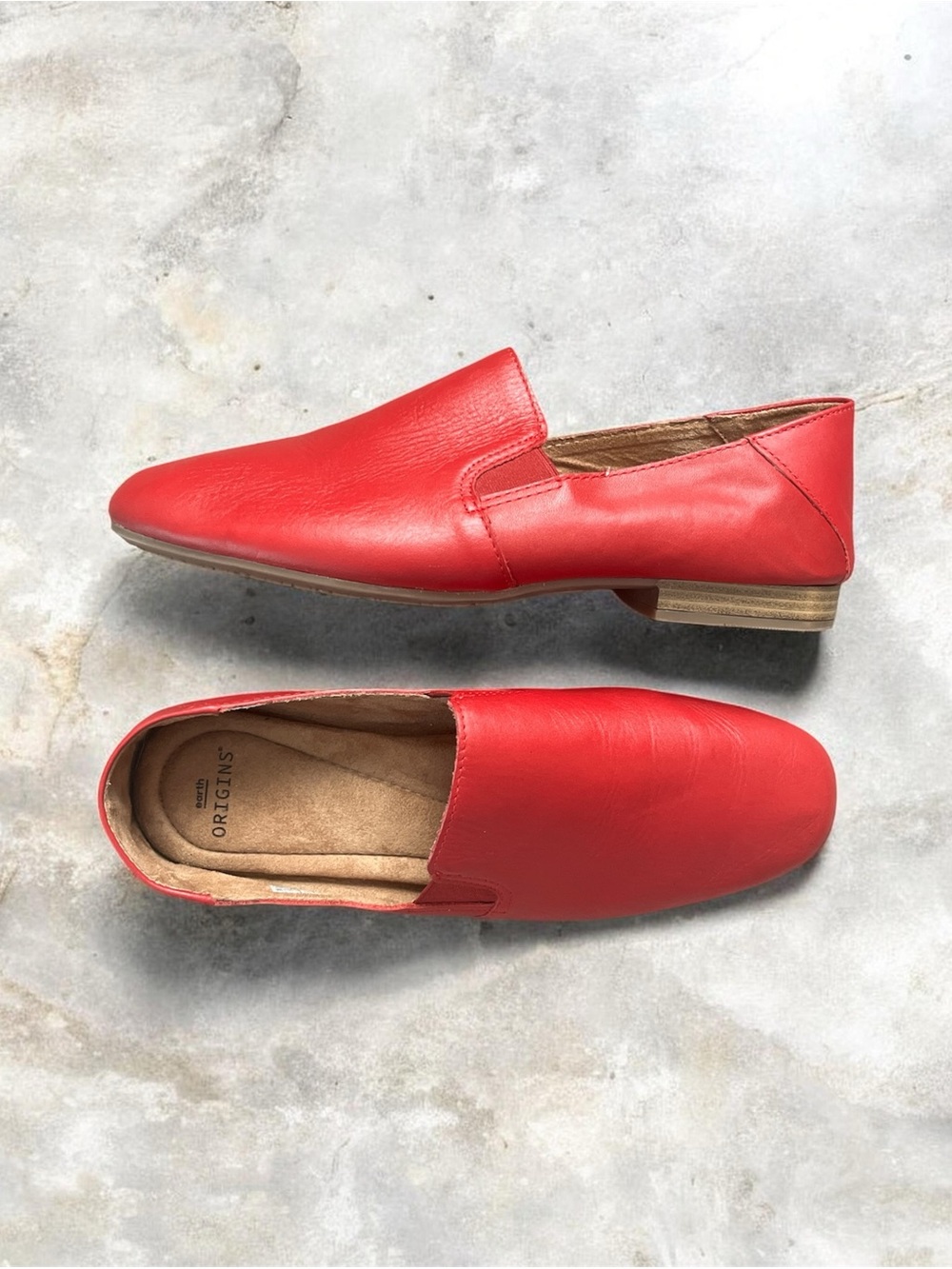 Earth Origins Red Slip-On Leather Flats 10 Wide